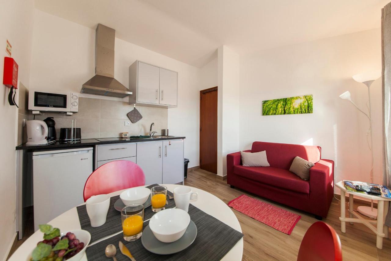 A38 - Rising Sun Top-Floor Flat Lagos Eksteriør billede